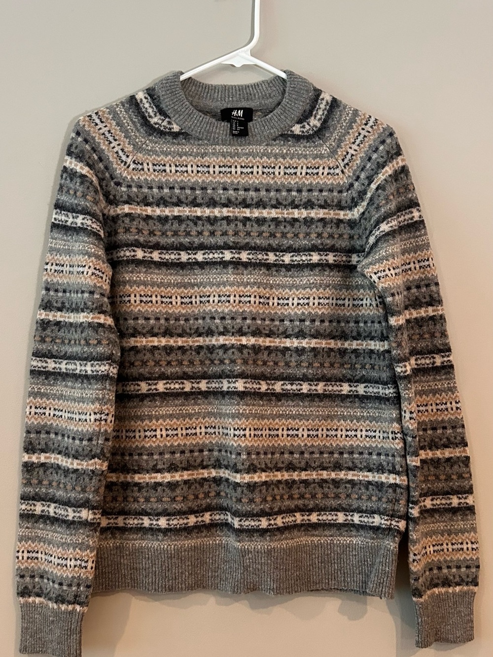 H&M Women’s Gray and Cream Fair Isle Crewneck Sweater